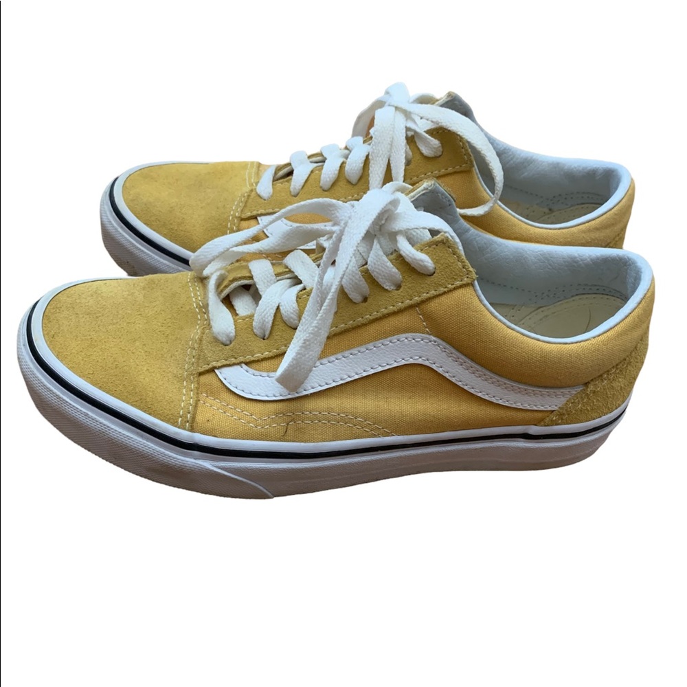 Vans yellow and white low top sneakers size 6.5